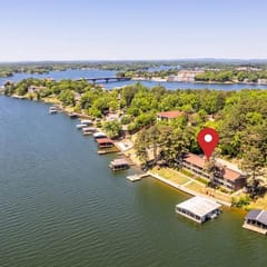 Lake Hamilton Resort Waterfront Double Bed Condo