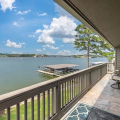 The Lakefront Escape at Southshore