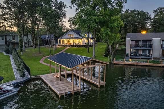 107 Horseshoe Point - Image 1