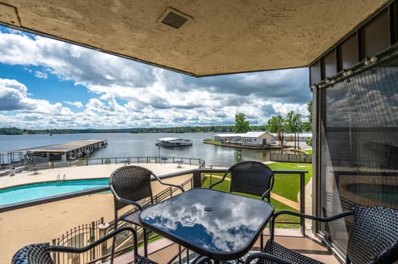 Willow Beach B3 - Image 1