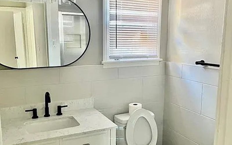 Bathroom vanity