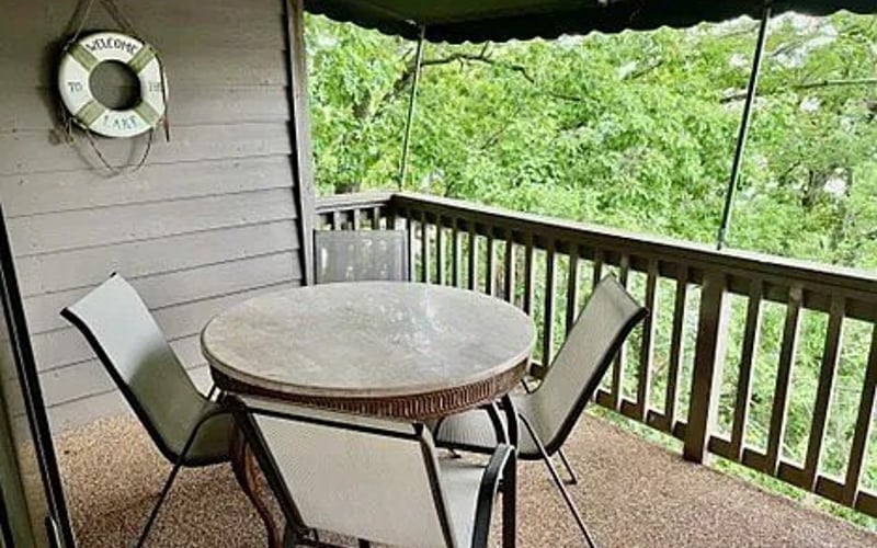 Deck with outdoor dining table
